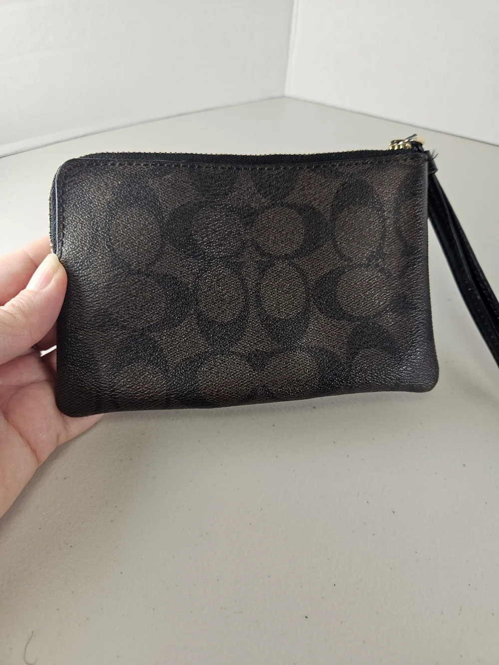 Coach Signature Logo Accordian Zip Wallet Brown Wristlet